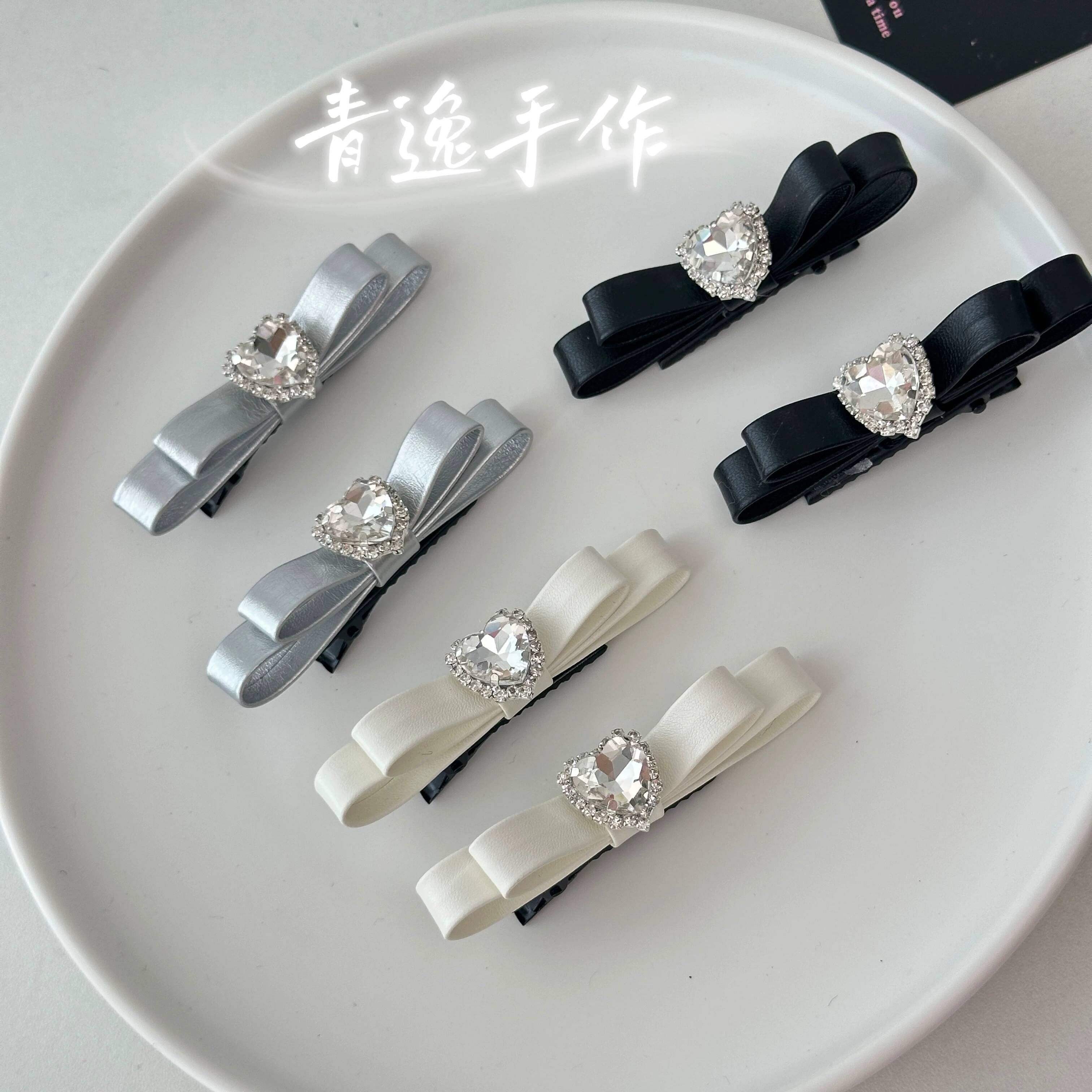 Hair Clips - Заколка для волос в форме сердца